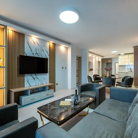 아파트호텔 Santa Maria Luxury Suits 4*