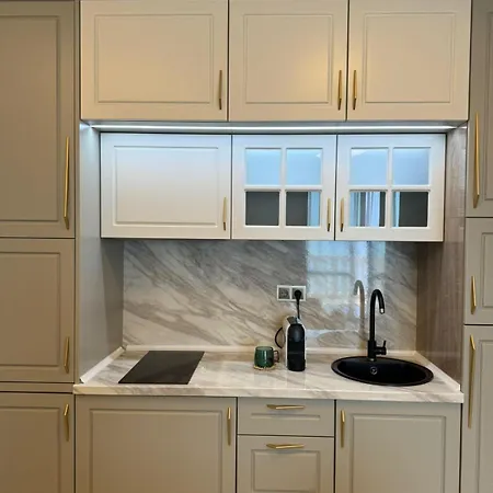 Santa Maria Luxury Suits 아파트호텔 4*