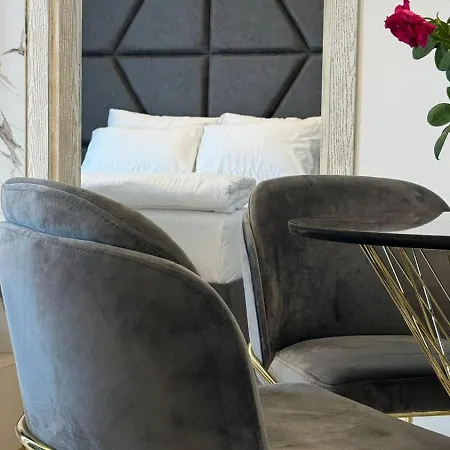Santa Maria Luxury Suits Ξενοδοχείο με διαμερίσματα
