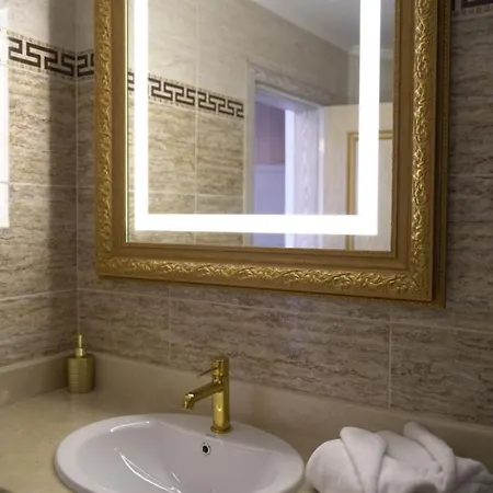 Ξενοδοχείο με διαμερίσματα Santa Maria Luxury Suits