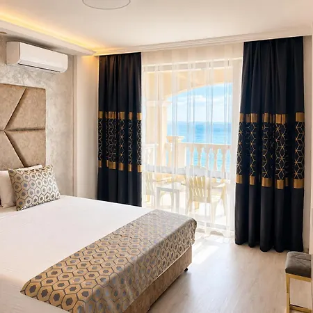 Ξενοδοχείο με διαμερίσματα Santa Maria Luxury Suits
