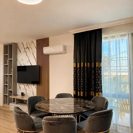 Ξενοδοχείο με διαμερίσματα Santa Maria Luxury Suits Ράβντα