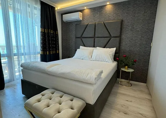 Aparthotel Santa Maria Luxury Suits