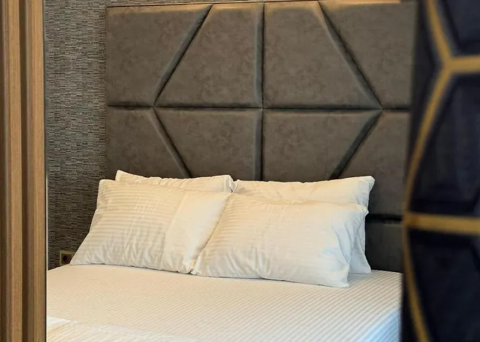 Santa Maria Luxury Suits 4* Rawda