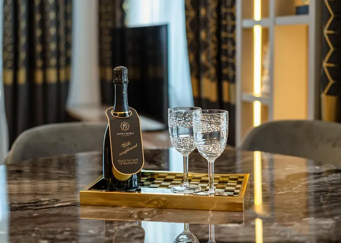 Aparthotel Santa Maria Luxury Suits 4*