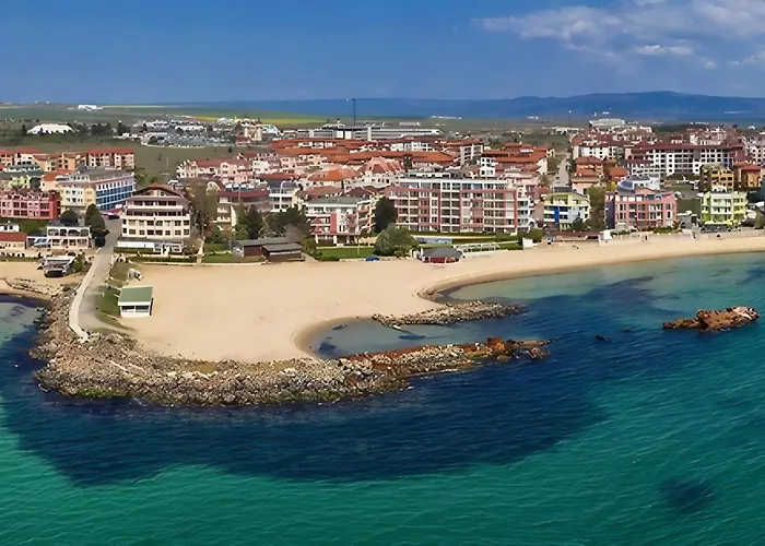 Santa Maria Luxury Suits Aparthotel 4*